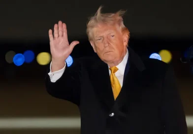 Trump destaca relación de cooperación con Delcy Rodríguez y evalúa reabrir embajada en Caracas