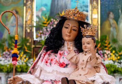 LA DIVINA PASTORA TEMA DE LA ENTREVISTA CON CARLOS FERNANDEZ EN TELEVEN
