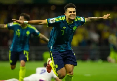 Colombia «reparte café» en el debut