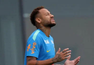 Neymar hará su debut con Brasil