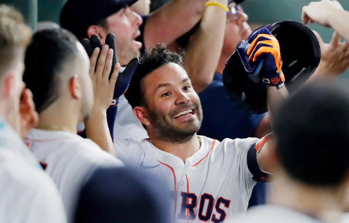 José Altuve festeja 15 años con Houston