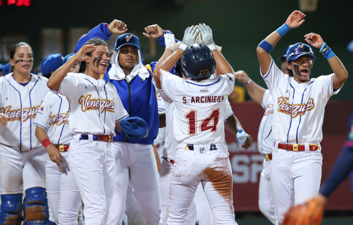 Selección de Beisbol Femenino logra el pase a la Fase Final del Mundial